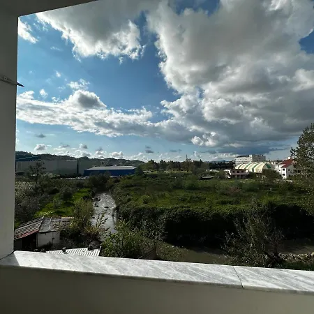 Sunny Riverside Tirana's Oasis - Breakfast & Dinner Séjour chez l'habitant