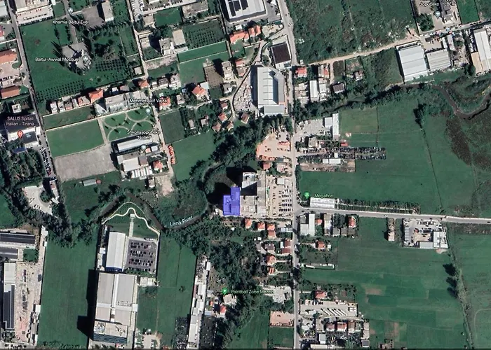 בית אירוח Sunny Riverside Tirana's Oasis - Breakfast & Dinner טיראנה