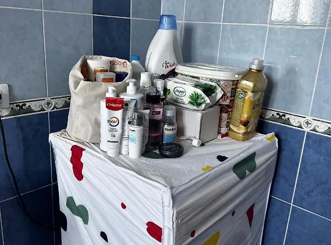 Sunny Riverside Tirana's Oasis - Breakfast & Dinner Alloggio in famiglia *