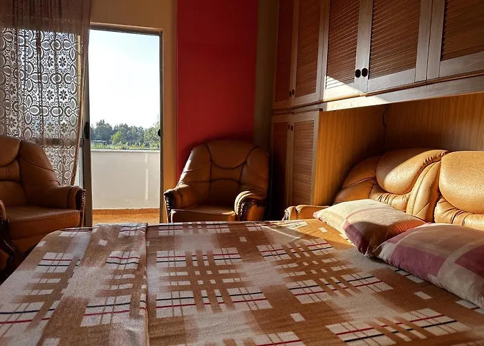 Sunny Riverside Tirana's Oasis - Breakfast & Dinner * טיראנה